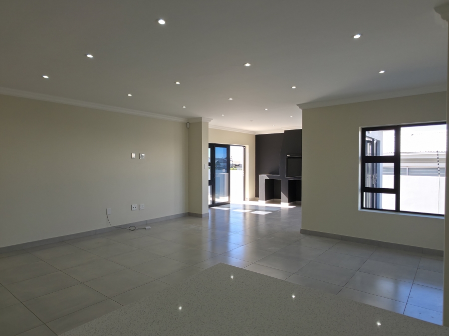 3 Bedroom Property for Sale in Fountains Estate Eastern Cape